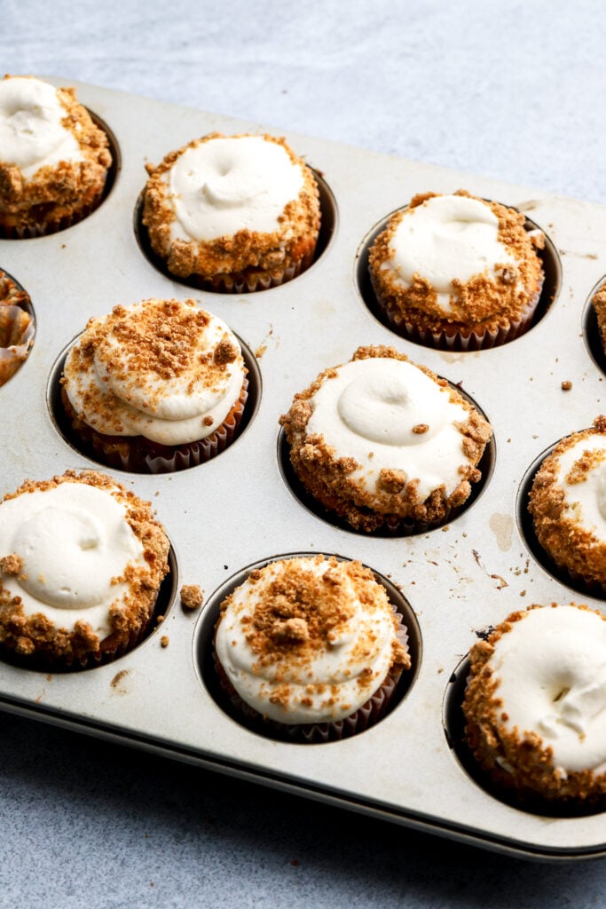 finished apple pie cupcakes